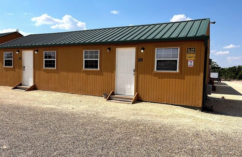 Big Spring Cabin | Cabin with kitchen, 1 room, 2 beds, 1 bath, Shower