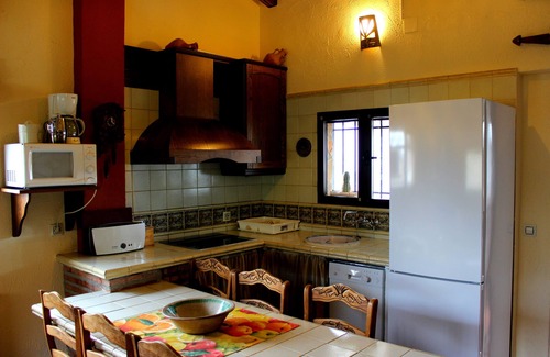 Huelma Cottage | Cabritas: country holiday home - Jaén