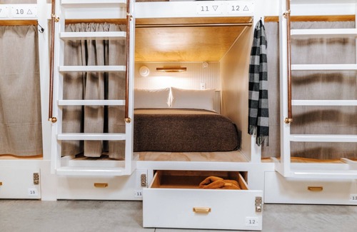 Jackson Hole Hostel | Cache House