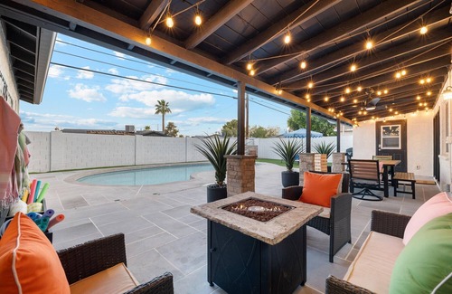 New Papago Parkway House | Cactus Bloom Villa - Spacious 5BR near Old Town Scottsdale with Private Pool
