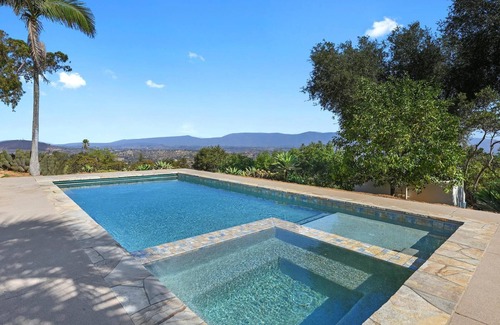 North Ridge House | Cactus Blossom Retreat