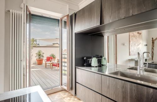 Porta Venezia Apartment | Cadamosto Art Penthouse with Terrace R&R