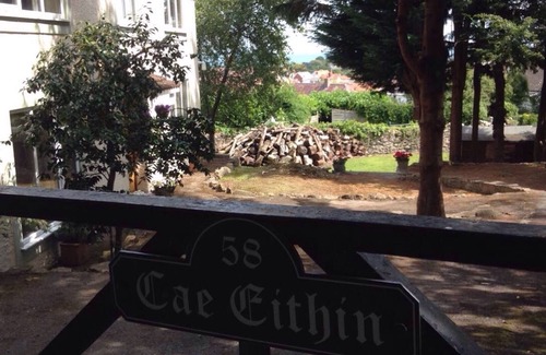 Rhos on Sea Cottage | Cae Eithin Cottage, Colwyn Bay, N. Wales (sleeps 8)