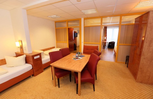 Stade Hotel | Café & Hotel am Holzhafen