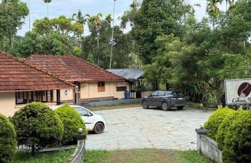 Sulthan Bathery House | Caffeine Villa