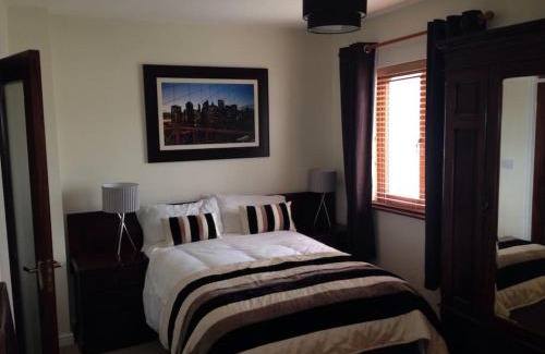 Cahirciveen House | Cahirciveen Marina, Ring Of Kerry