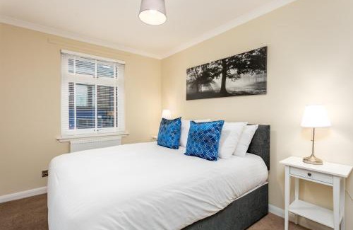 Ayr Apartment | Cairn Suite - Donnini Apartments