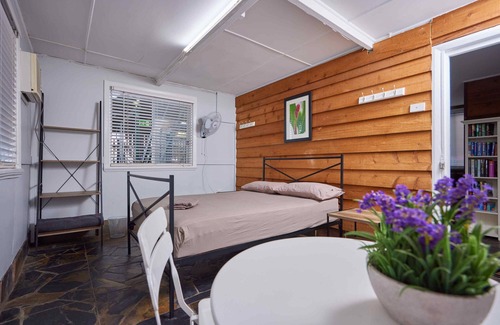 Parramatta Park Hostel | Cairns City Backpackers Hostel