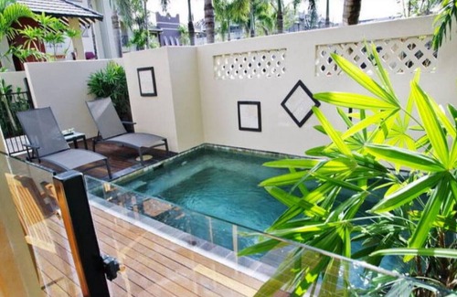 Westcourt Villa | Cairns · Resort Living★12min to Airport★Private Pool for 8★Free WiFi★Parking