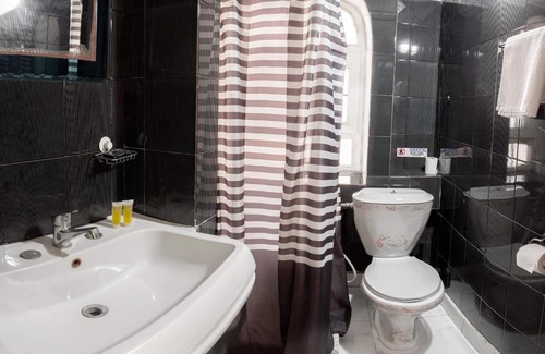 Al-Karak Hotel | Cairwan Hotel