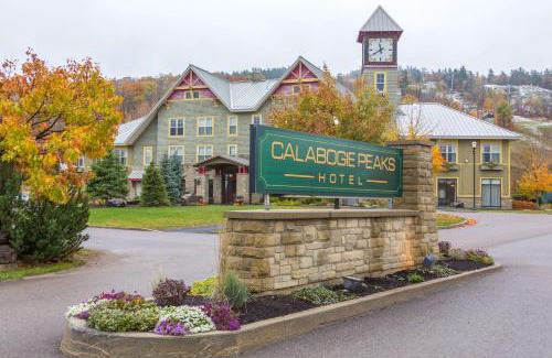 Greater Madawaska Hotel | Calabogie Peaks Hotel, Ascend Hotel Member