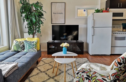 Tuscany Apartment | 💟Calgary 5 🌟STYLISH 2️⃣ BR DT/UC/BANFF/COP 🀄