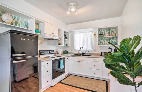 Twentynine Palms House | Cali Desert Oasis w/Hot Tub + Mtn Views!