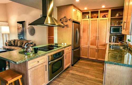 Dana Point Condo | California Beach Retreat - Clean, Quality Beds, Great Bathrooms & Kitchen!