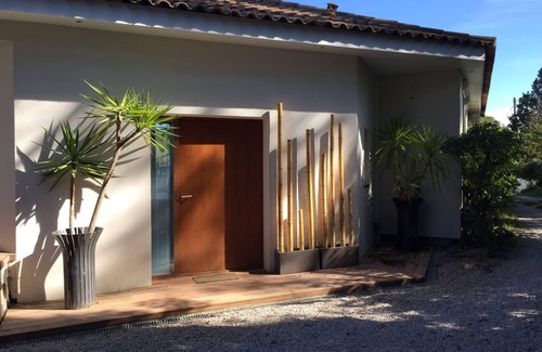 Les Camoins Villa | California-style villa