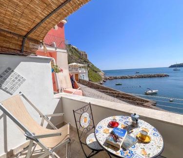 Procida Apartment | Calilla house by Procida Reserve
