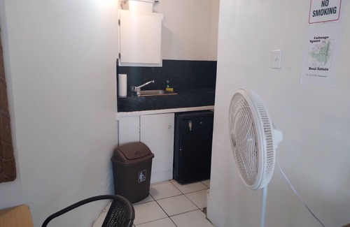 Philipsburg Bed & Breakfast | Calinago Friendly Family Sxm Home