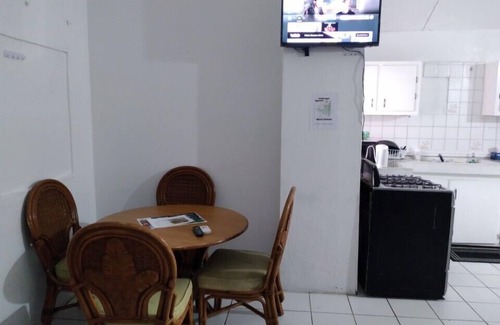 Philipsburg Bed & Breakfast | Calinago Friendly Family Sxm Home