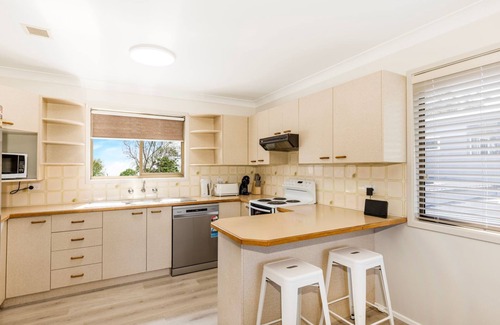 Callala Beach House | Callala on King - Pet Friendly with Swimming Pool