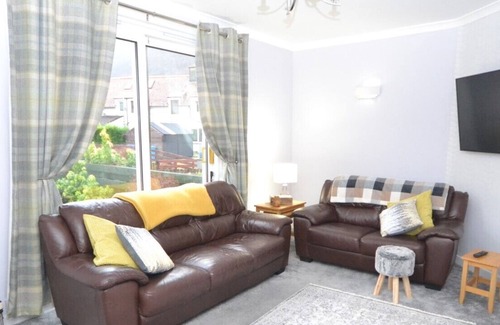 Kinlochleven House | Callart Green - semi detached house with garden near Glencoe & Fort William