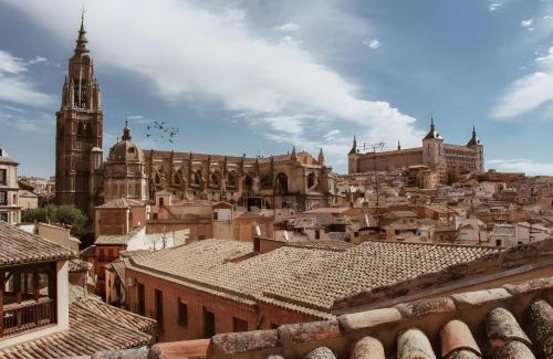 Galvez House | Callejon Del Pozo