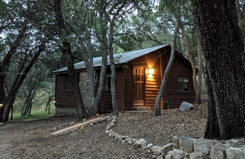 Sierra Vista Southeast Cabin | Calling all Birders & Nature lovers to Ramsey Canyon Cabins & Bird Sanctuary