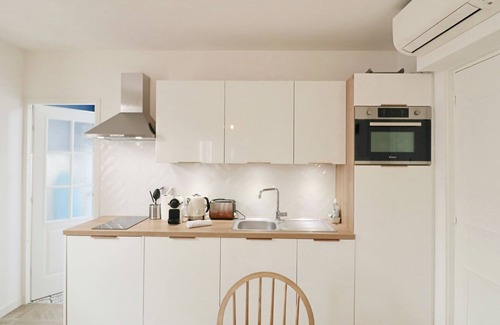 Antibes Old Town Apartment | Calm and Elegance in Old Antibes