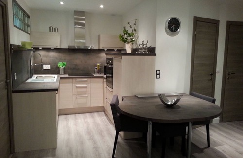 California - Pezou Apartment | CALM IN CITY CENTRE