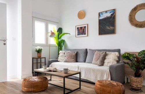 Leon XIII-Los Naranjos Apartment | Calma Muralla House-Two bedrooms & two bathrooms
