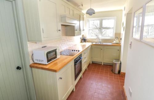 Newport House | Calvey's Cottage