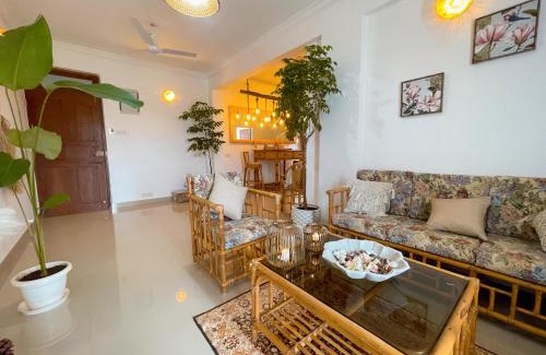 Varca Apartment | Calvin's Retreat