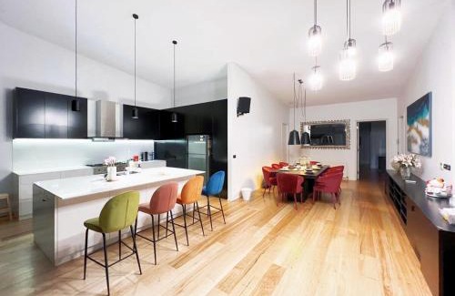 Camberwell House | Camberwell Holiday Home With Pool