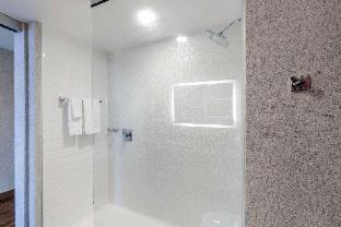 Downtown Asheville Hotel | Cambria Hotel Downtown Asheville