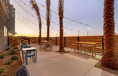 Imperial Hotel | Cambria Hotel El Centro - Imperial