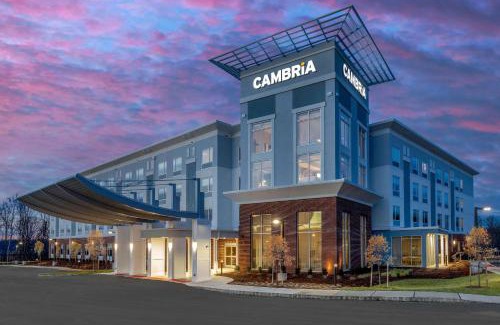 West Orange Hotel | Cambria Hotel West Orange