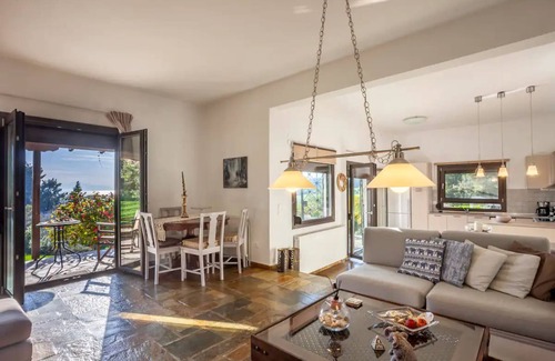 Siviri Cottage | CAMELIA Elegant Cottage