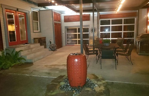 Gretna House | Camellia House Patio at Crescent Moon