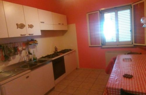 Marina di Montenero House | Camera doppia in affitto con bagno privato