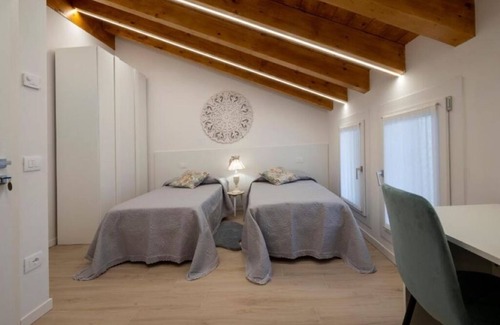 Piazzola sul Brenta Bed & Breakfast | Camerini Guest House (Double/Double)