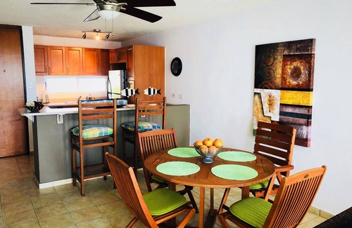 El Combate House | Camino del Mar townhouse, fully air-conditioned, high speed WiFi, w/open terrace