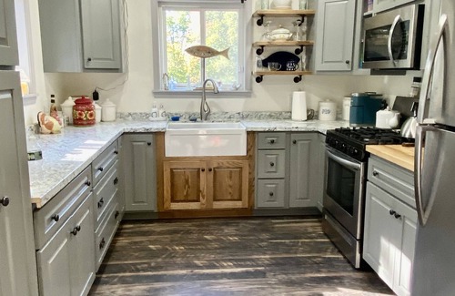 Broadalbin House | Camp-5 minute walking distance to the lake