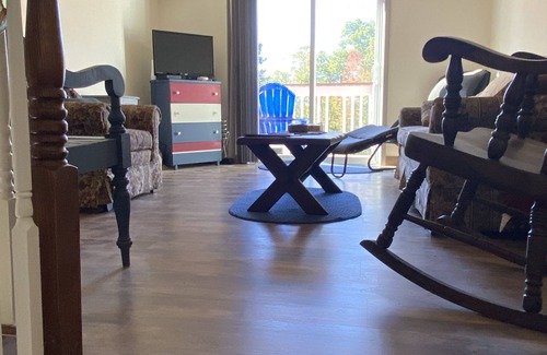 Broadalbin House | Camp-5 minute walking distance to the lake