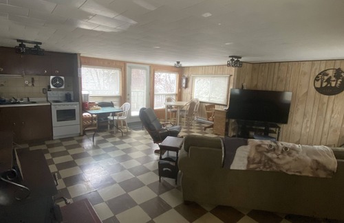 Likely House | Camp 72 On Quesnel Lake
