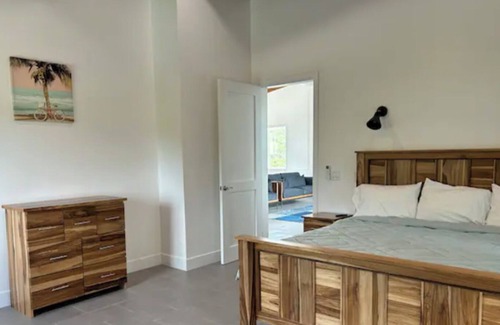 Roatan Villa | Camp Bay Beach 5 Bedroom Luxury Villa