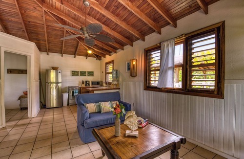 Camp Bay Cabin | CAMP BAY LODGE