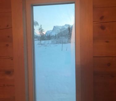 Sunndal Cabin | Camp Dronningkrona