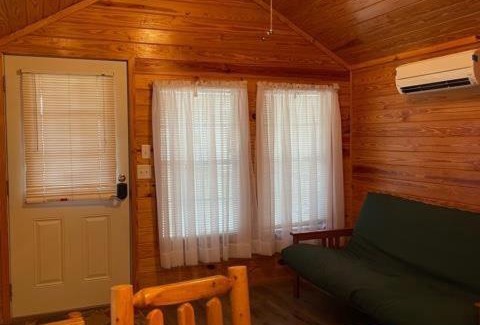 Homosassa House | Camp N Water Outdoor Resort