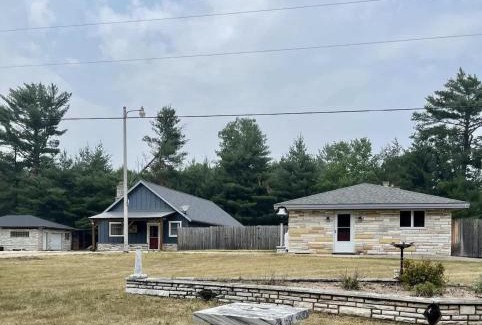 Mauston House | Camp Patriot Private Resort