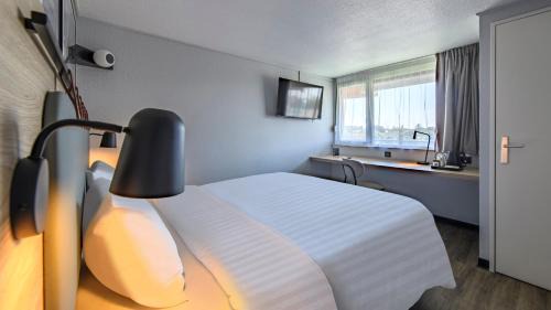 Costieres Hotel | Campanile PRIME - Nîmes Centre
