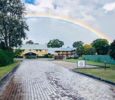 Campbelltown Hotel | Campbelltown Colonial Motor Inn